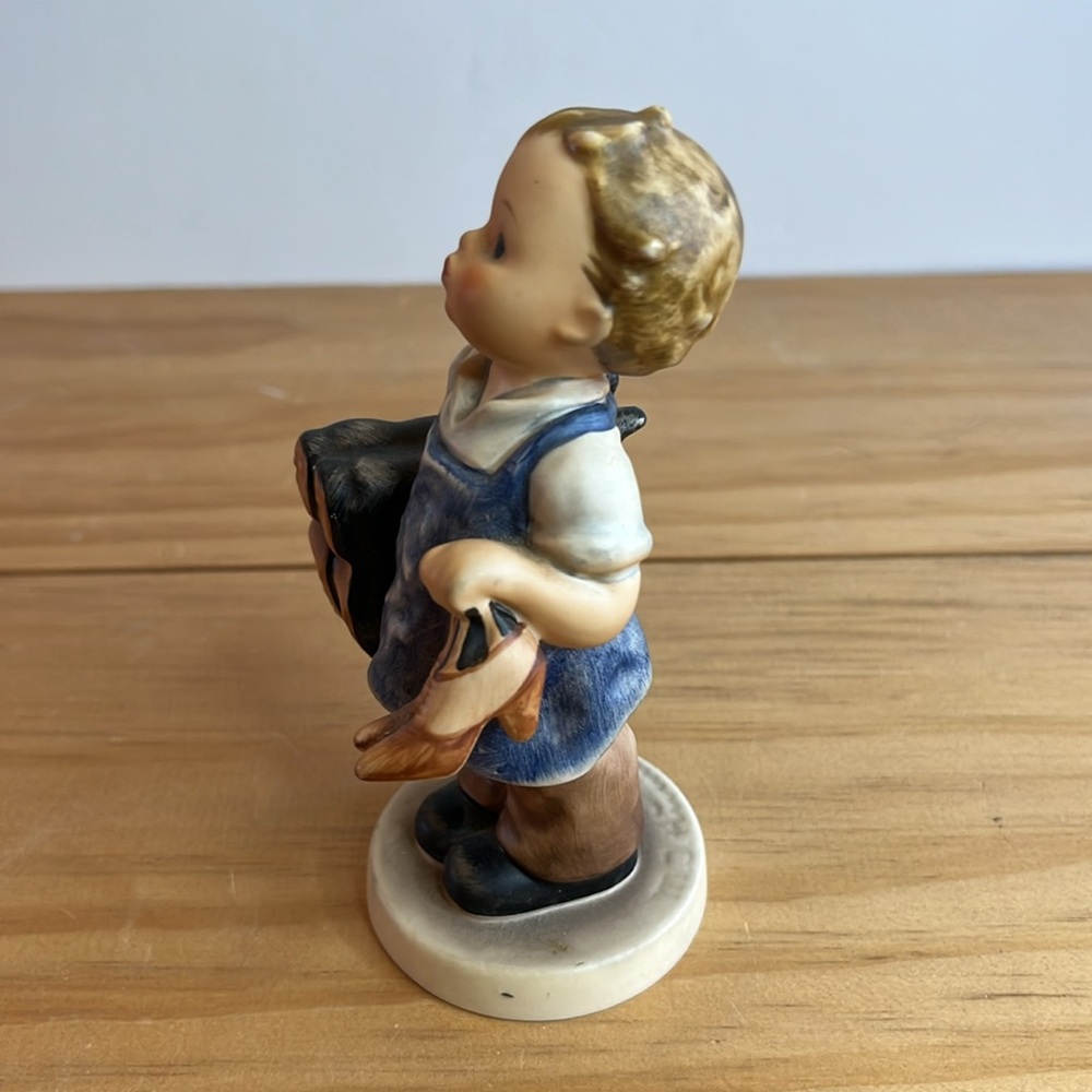 Hummel "Boots" Figurine Final Issue Tag Stamp #143/0 1972 TMK-5 Boy Shoes - Picture 2 of 5